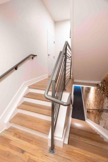 Spacious 2 Bed 2 Bath Downtown Otr Condo Minutes Walk To The Reds Bengals Stadium & More! Cincinnati Luaran gambar