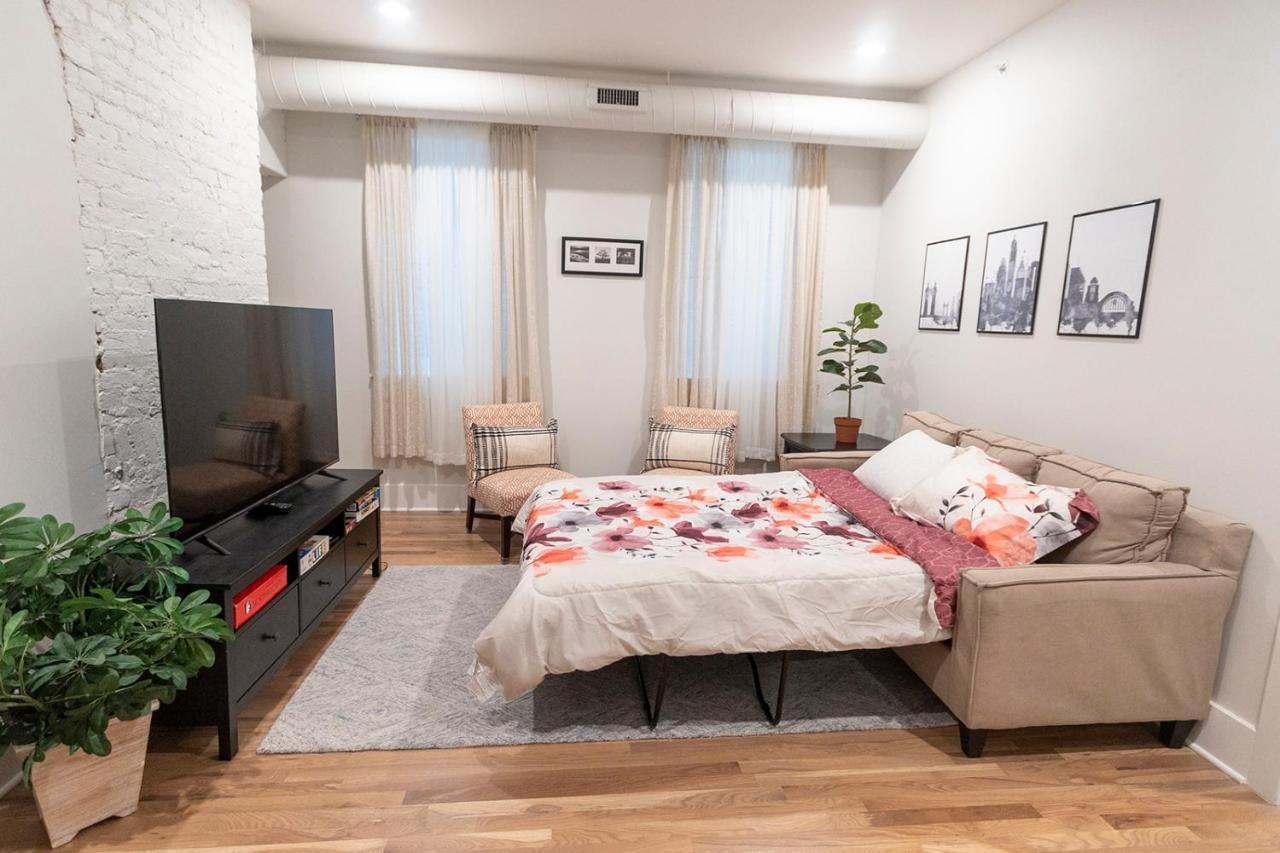 Spacious 2 Bed 2 Bath Downtown Otr Condo Minutes Walk To The Reds Bengals Stadium & More! Cincinnati Luaran gambar