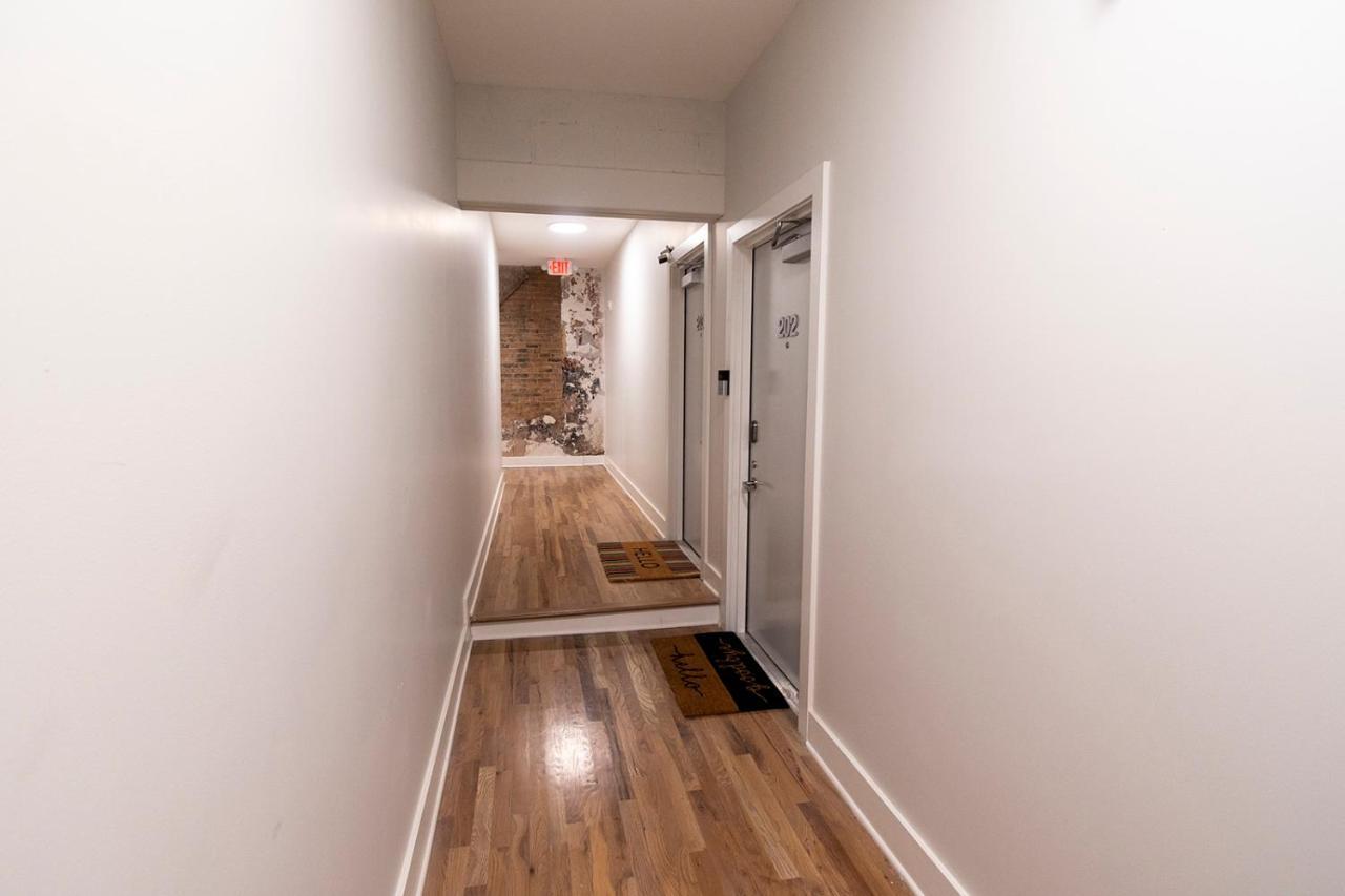 Spacious 2 Bed 2 Bath Downtown Otr Condo Minutes Walk To The Reds Bengals Stadium & More! Cincinnati Luaran gambar